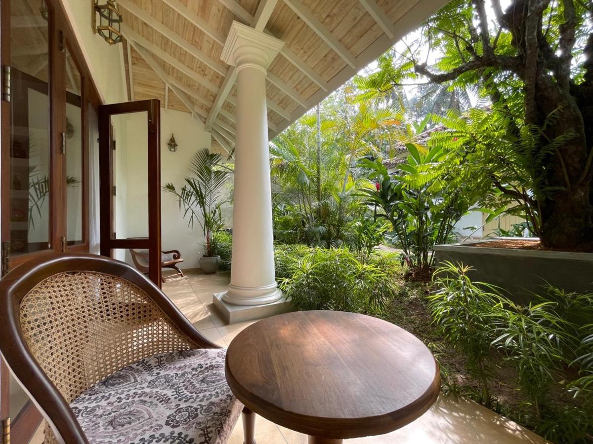 Claire Villa By Younger Villas & Resorts Ahangama Dış mekan fotoğraf