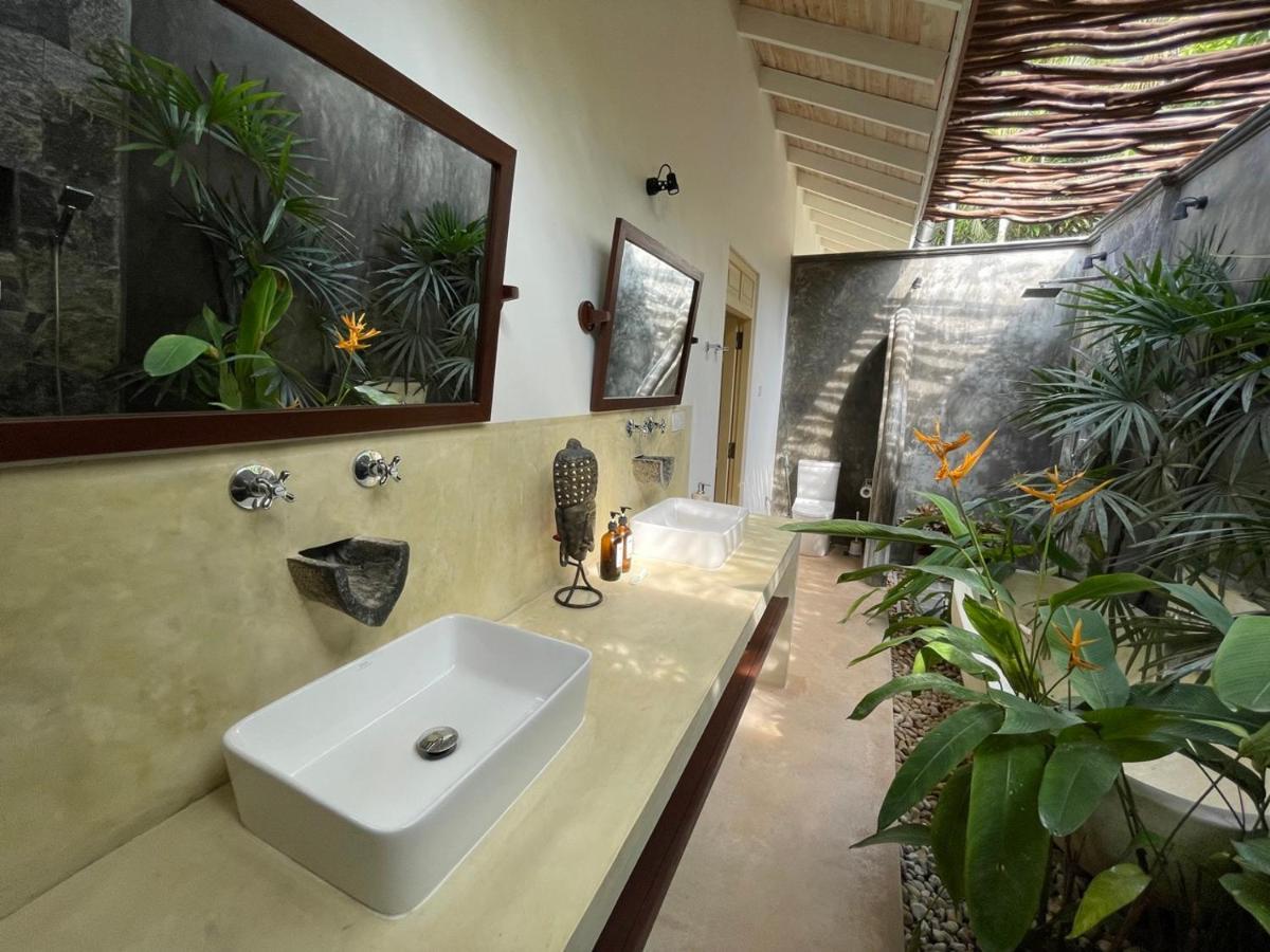 Claire Villa By Younger Villas & Resorts Ahangama Dış mekan fotoğraf