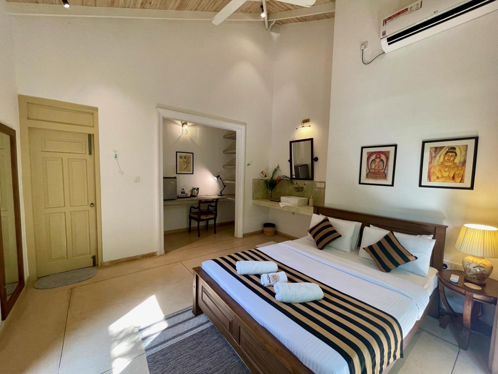 Claire Villa By Younger Villas & Resorts Ahangama Dış mekan fotoğraf